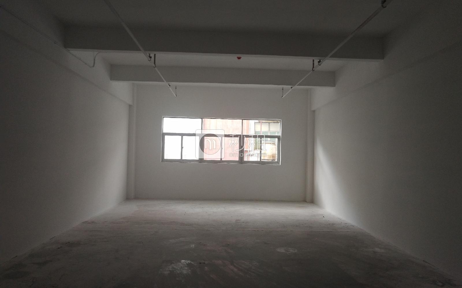 智慧谷创新园（横岗）写字楼出租150平米精装办公室45元/m².月