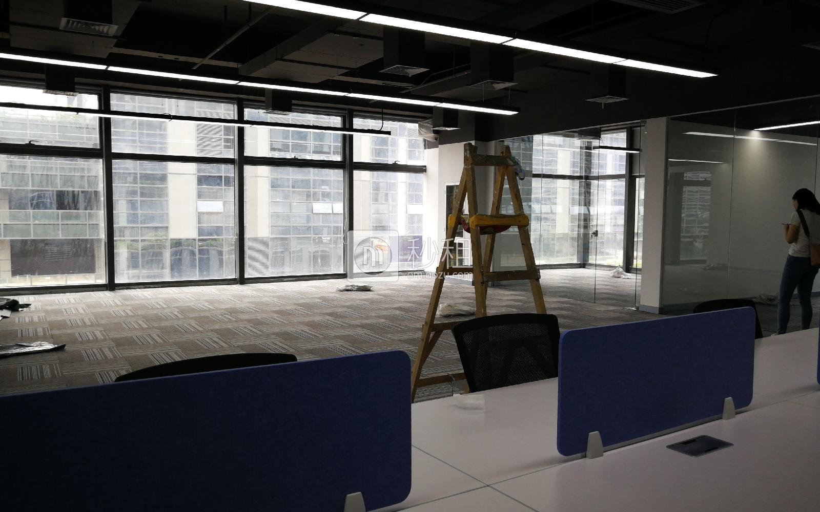 中加国际创新中心-深圳湾科技生态园写字楼出租420平米精装办公室63700元/月