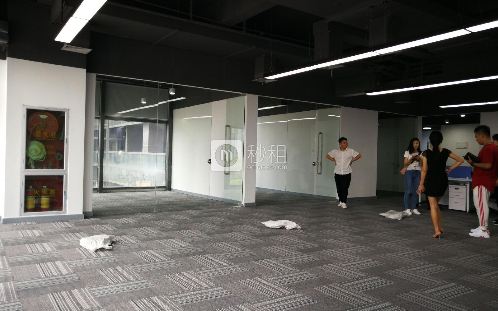 中加国际创新中心-深圳湾科技生态园写字楼出租420平米精装办公室63700元/月