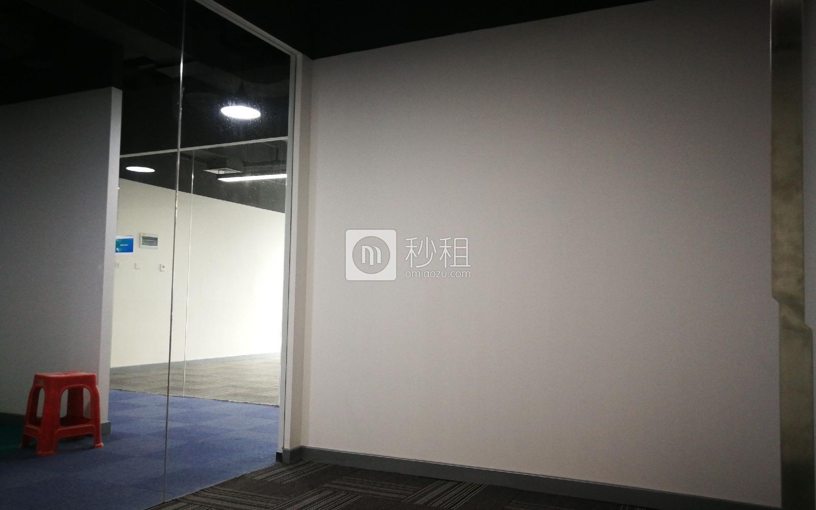 中加国际创新中心-深圳湾科技生态园写字楼出租138平米精装办公室20000元/月