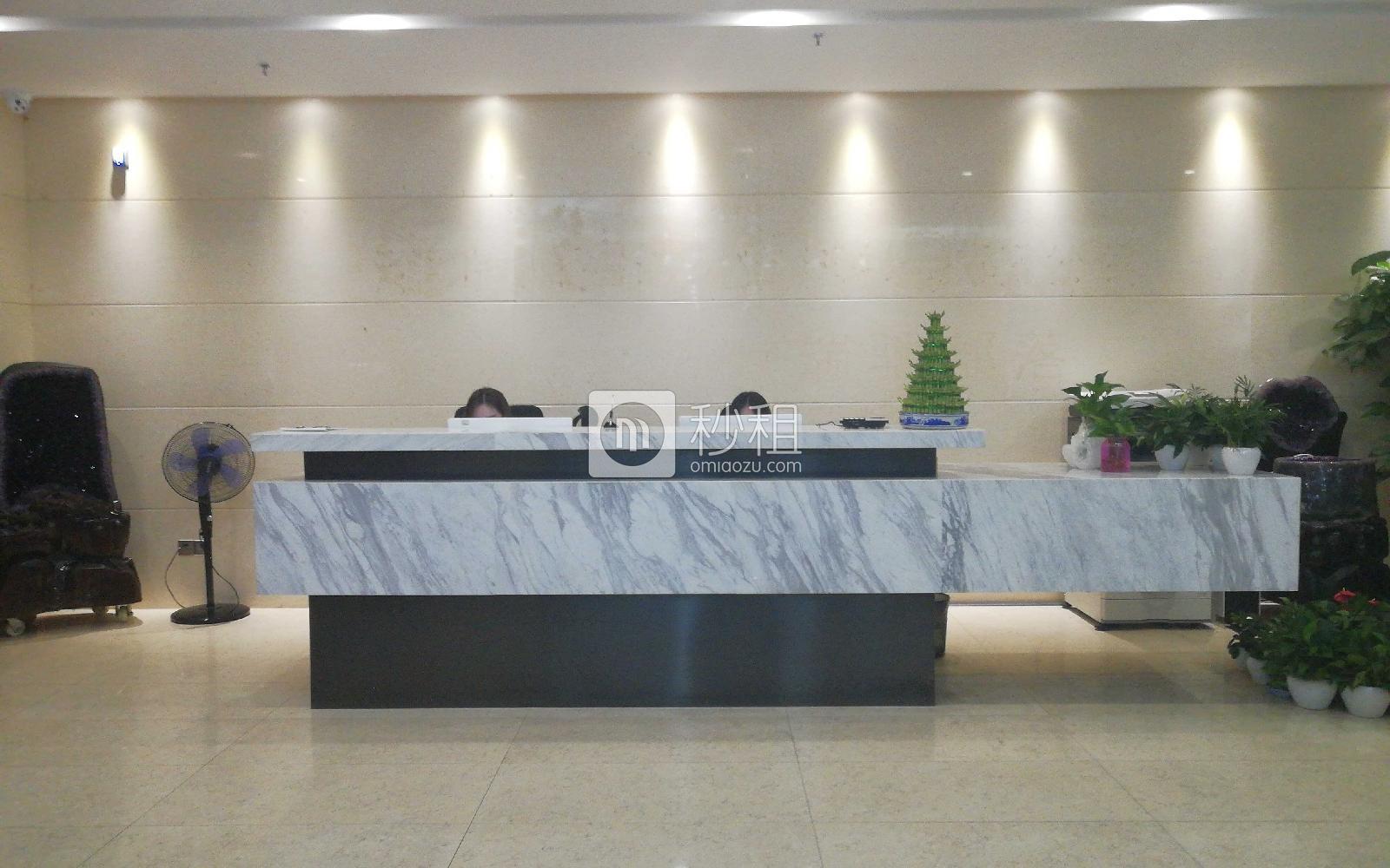 大中华国际金融中心写字楼出租1386平米豪装办公室98元/m².月
