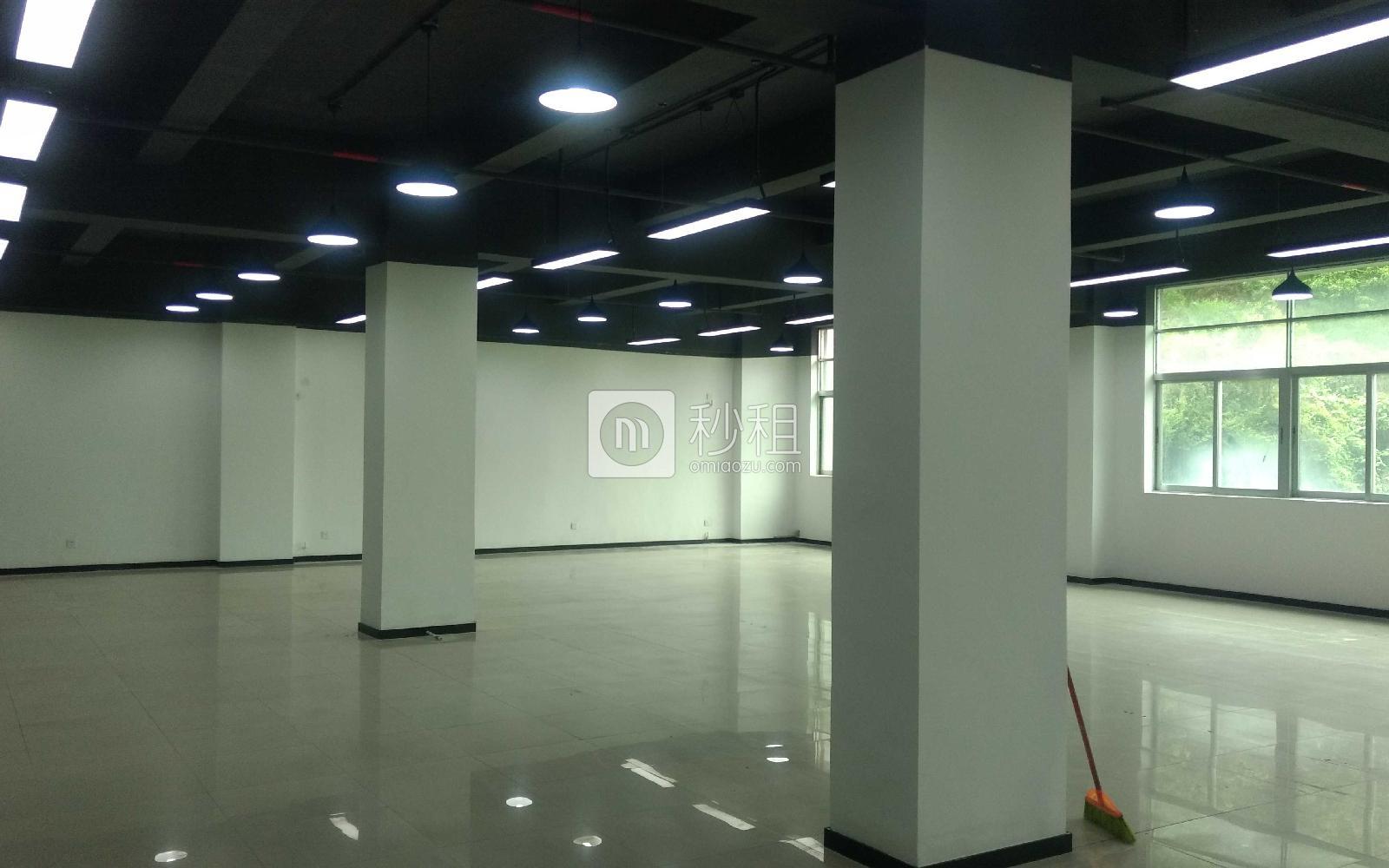 明亮科技园写字楼出租364平米精装办公室85元/m².月