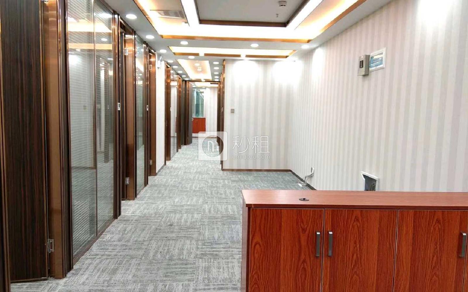 中心商务大厦写字楼出租588平米精装办公室188元/m².月