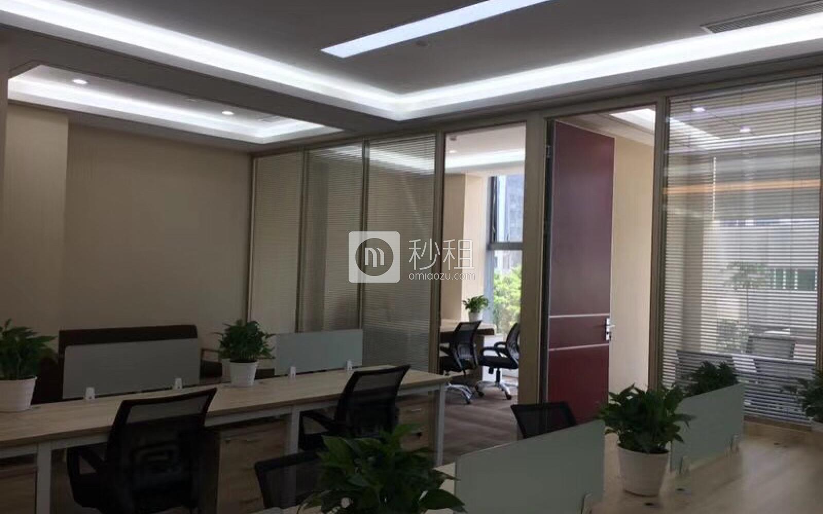 美兰国际商务中心写字楼出租136平米精装办公室95元/m².月