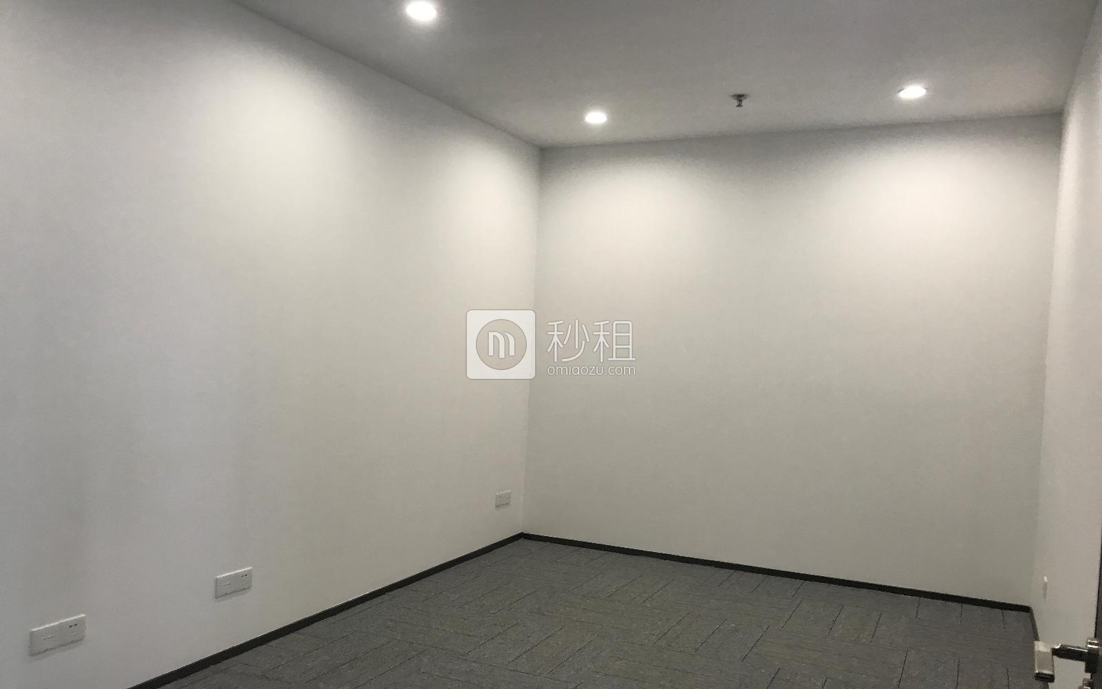 兆隆坂田科技中心写字楼出租476平米精装办公室59元/m².月