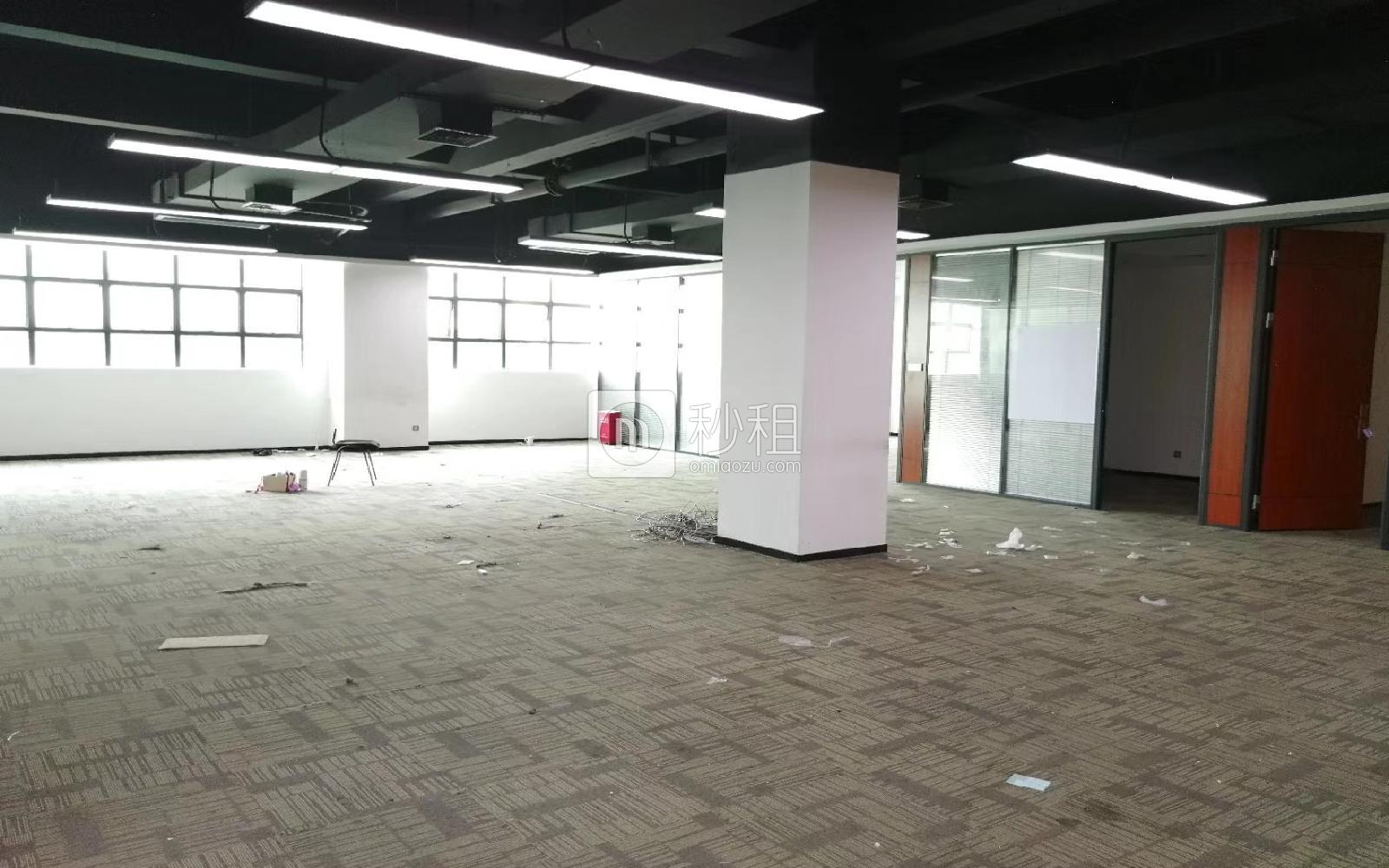 南山云谷创新产业园（一期）写字楼出租485平米精装办公室65元/m².月