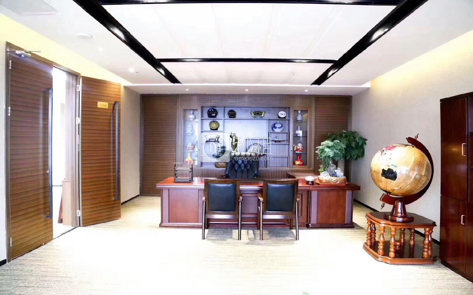 大中华国际金融中心写字楼出租1386平米豪装办公室98元/m².月