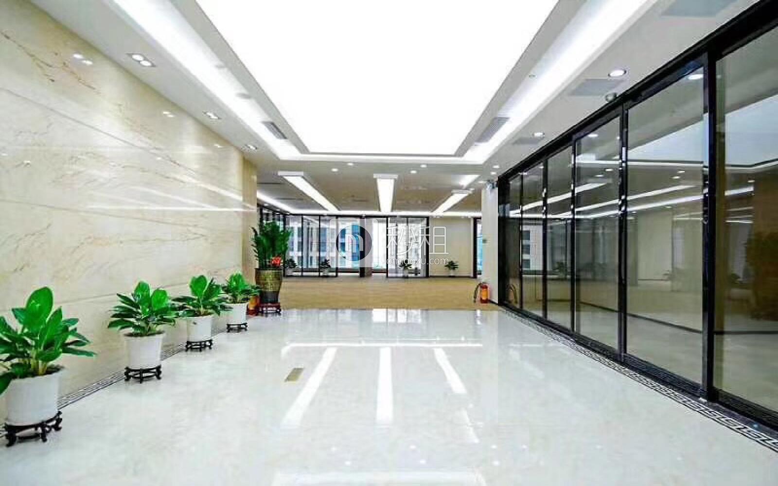 京基滨河时代广场写字楼出租678平米豪装办公室180元/m².月