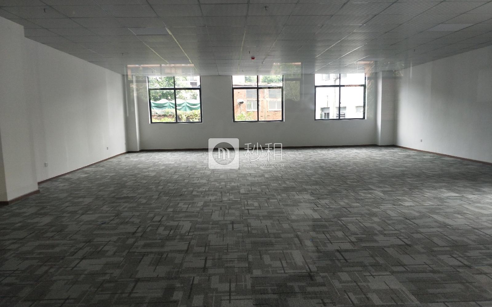 南科创银谷写字楼出租246平米精装办公室65元/m².月