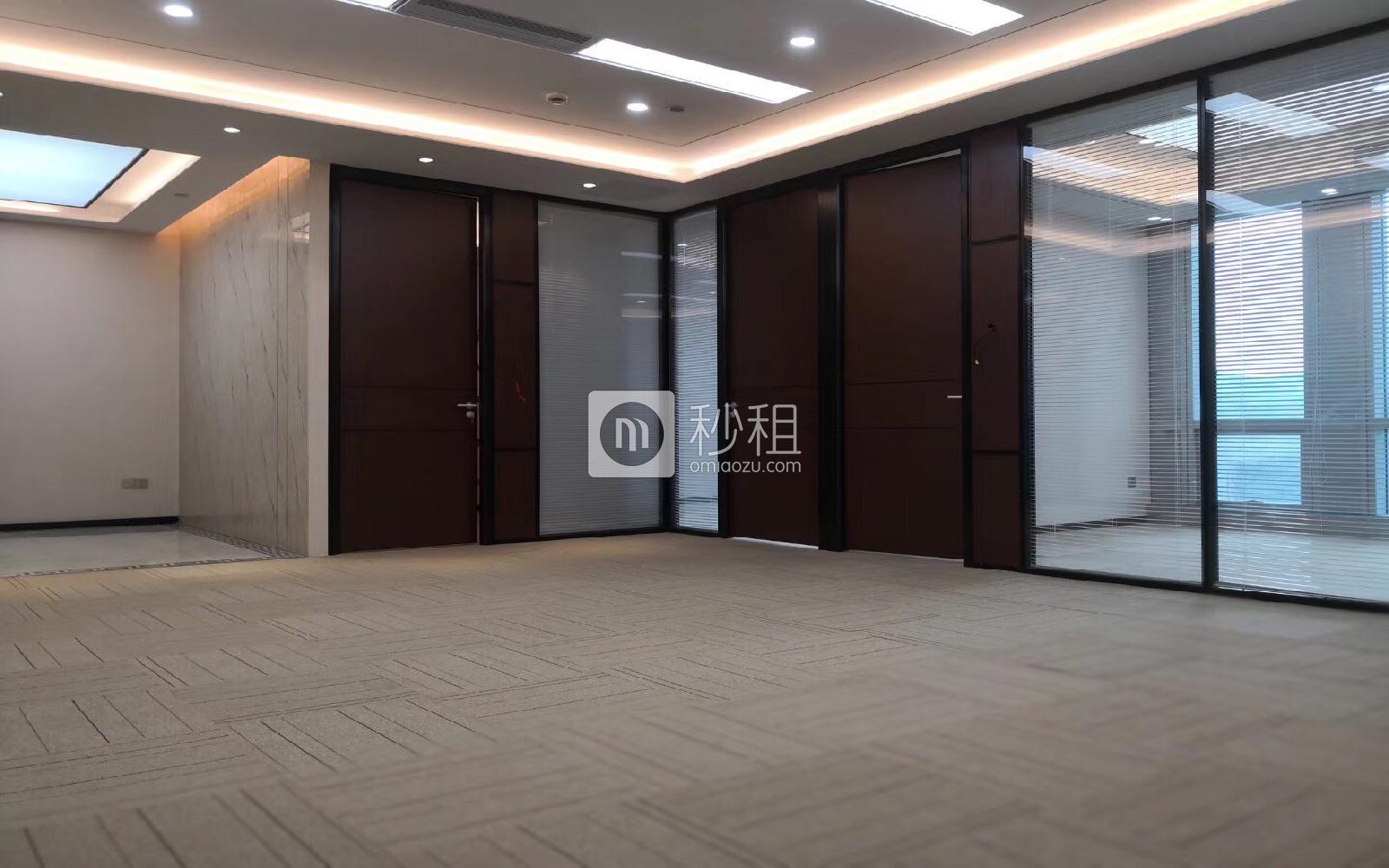 新世界中心写字楼出租169平米豪装办公室228元/m².月