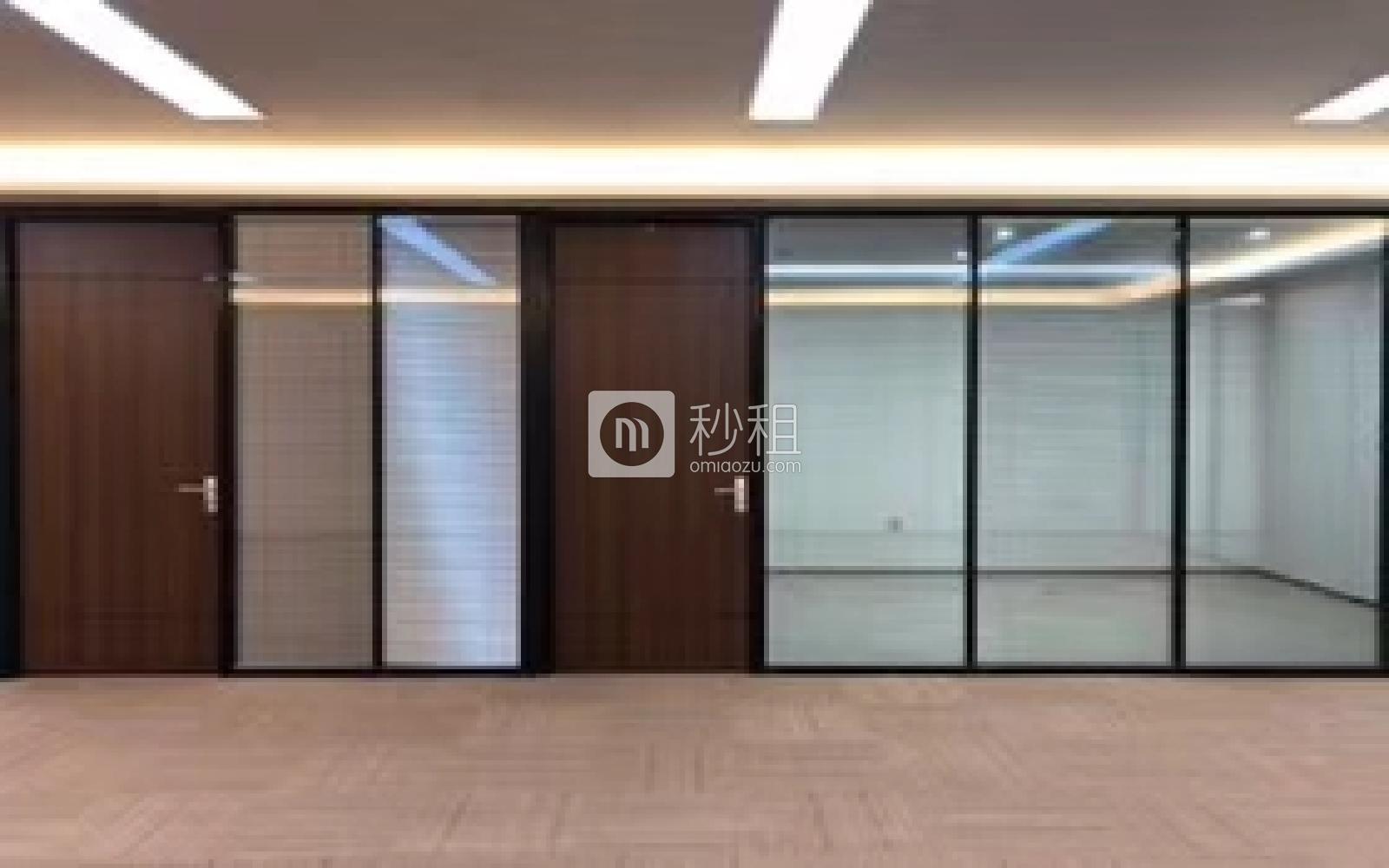 中央西谷大厦写字楼出租275平米精装办公室130元/m².月