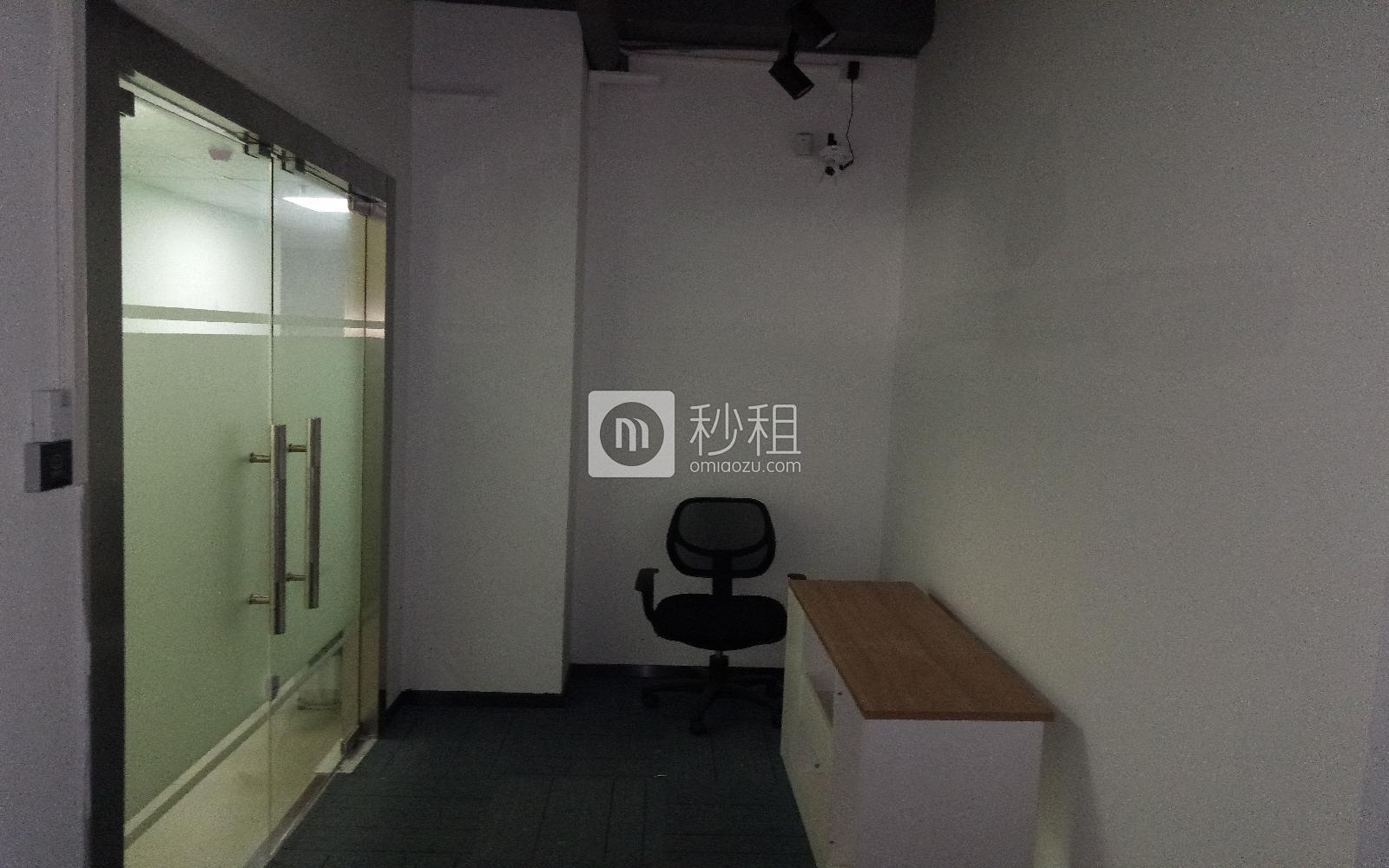 文峥鑫大厦写字楼出租125平米精装办公室95元/m².月