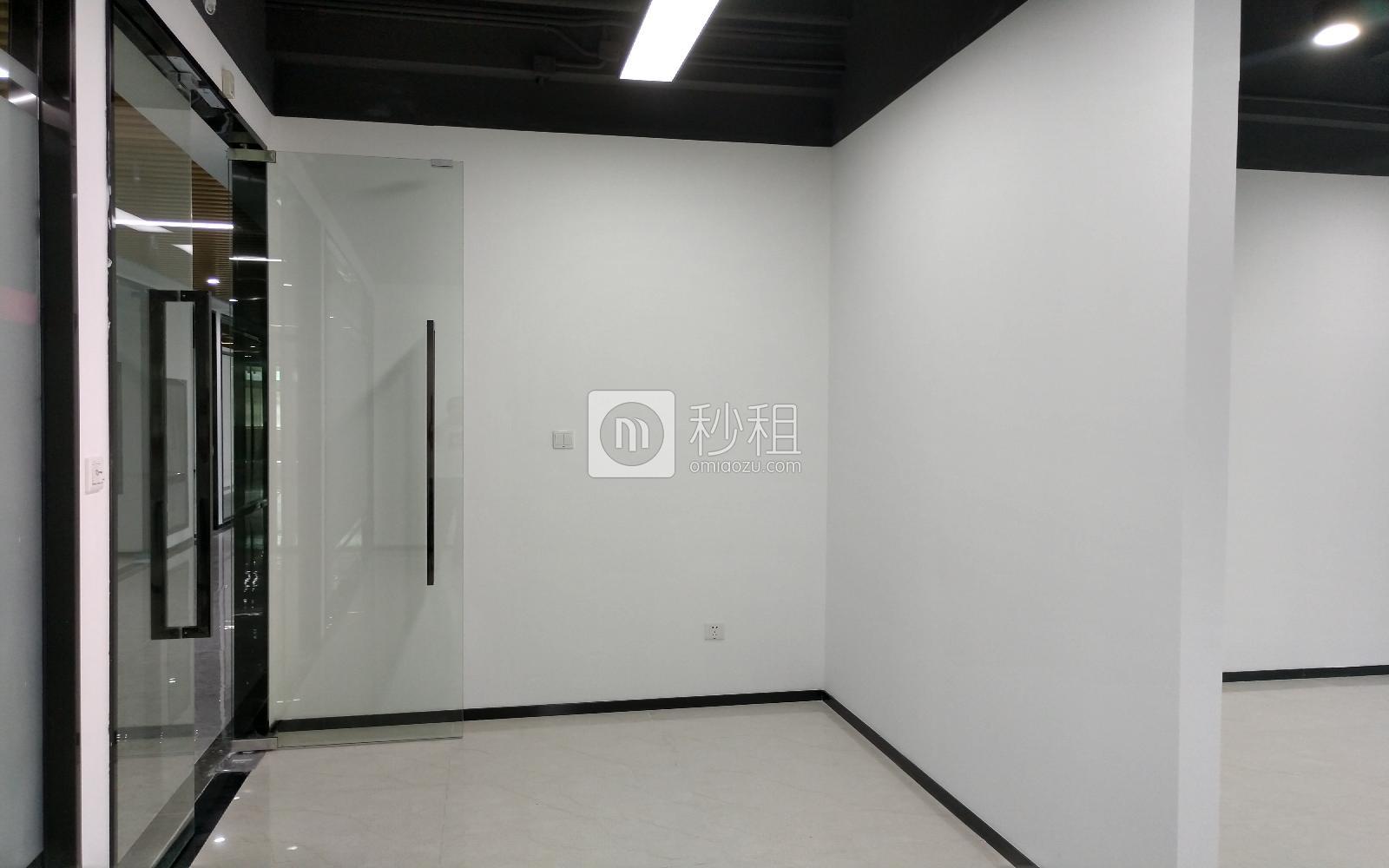 明亮科技园写字楼出租238平米精装办公室82元/m².月