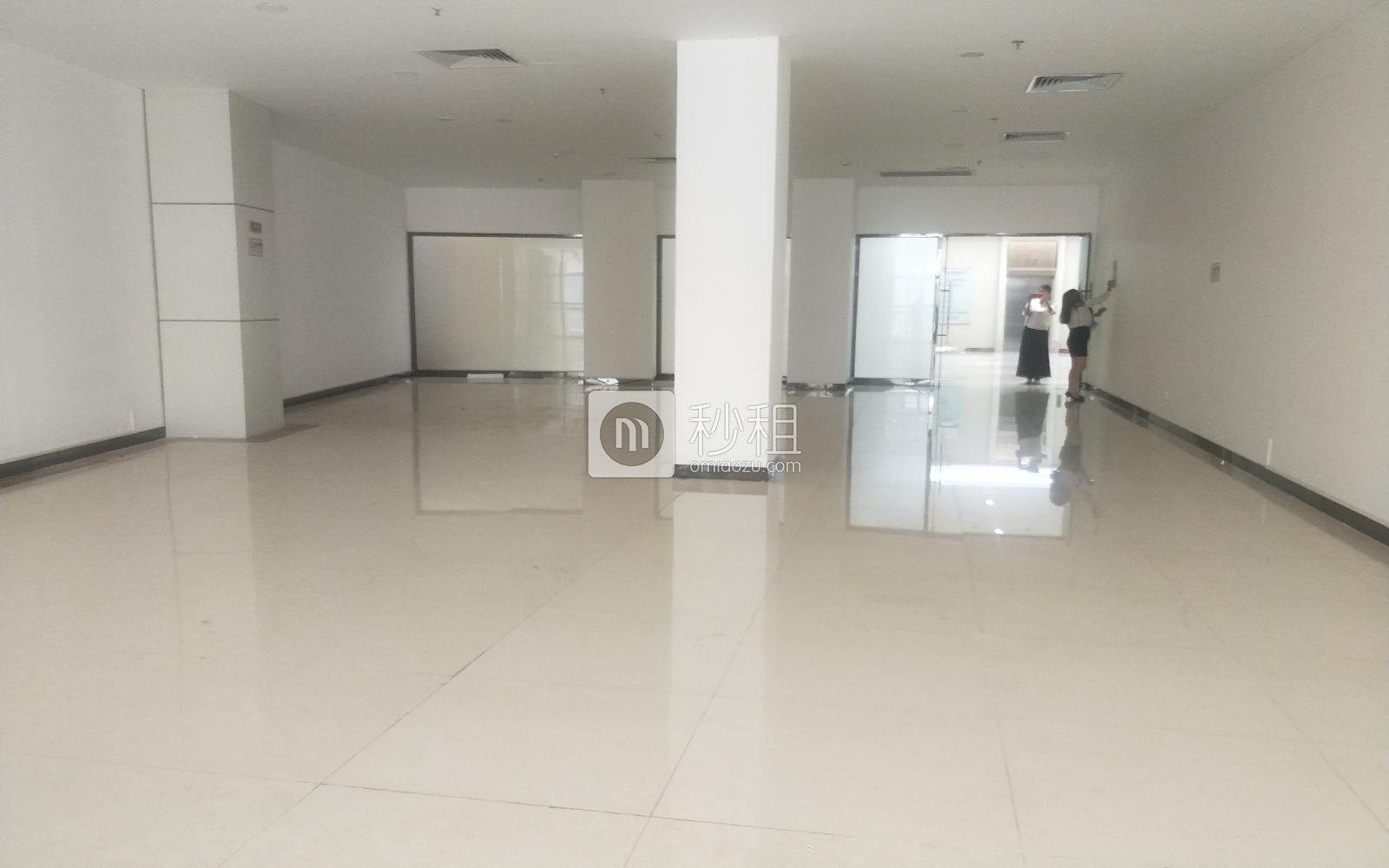 深圳西部硅谷写字楼出租205平米精装办公室70元/m².月