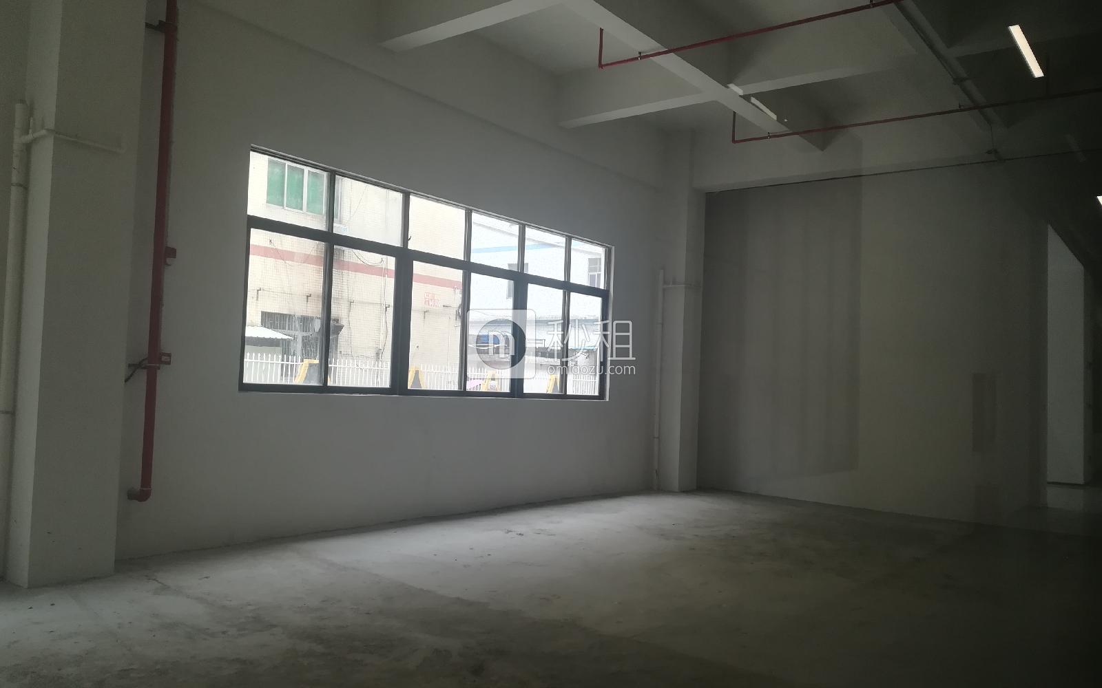 星港同创汇写字楼出租155平米毛坯办公室50元/m².月