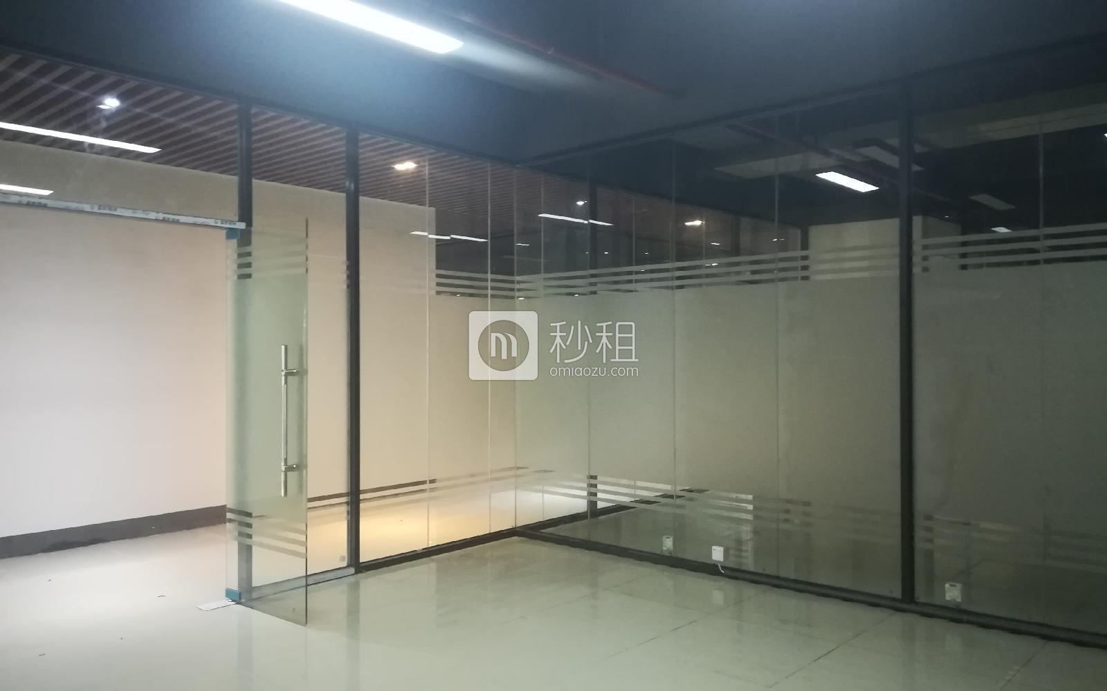 润兴创业中心写字楼出租118平米简装办公室40元/m².月