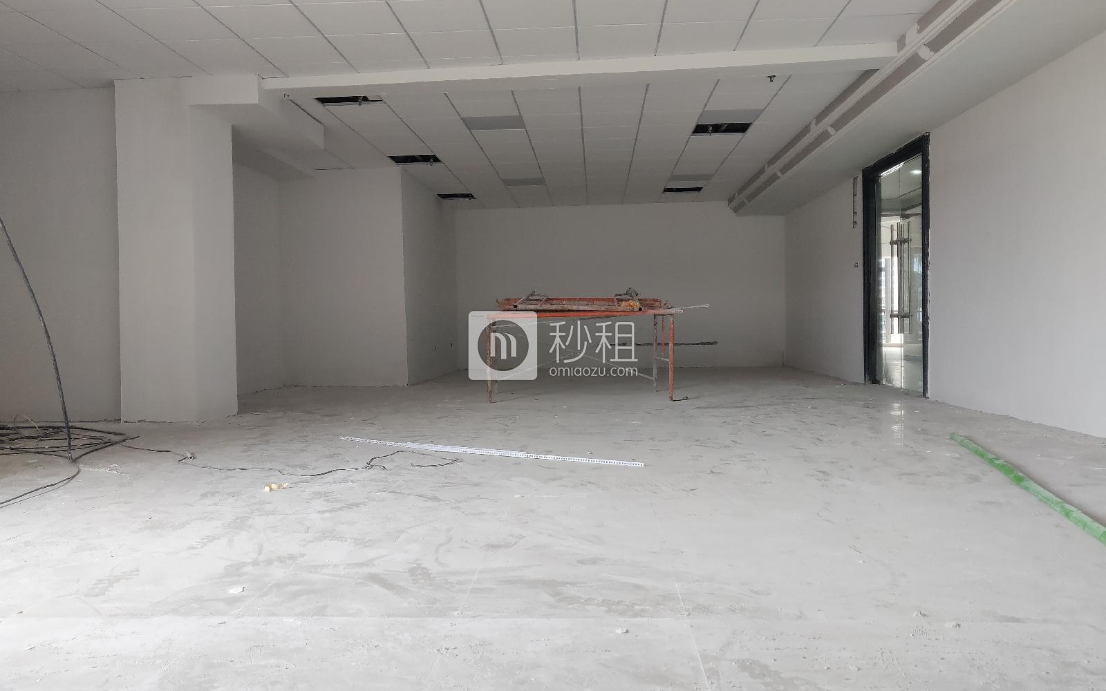 华美居商务中心写字楼出租207平米简装办公室88元/m².月