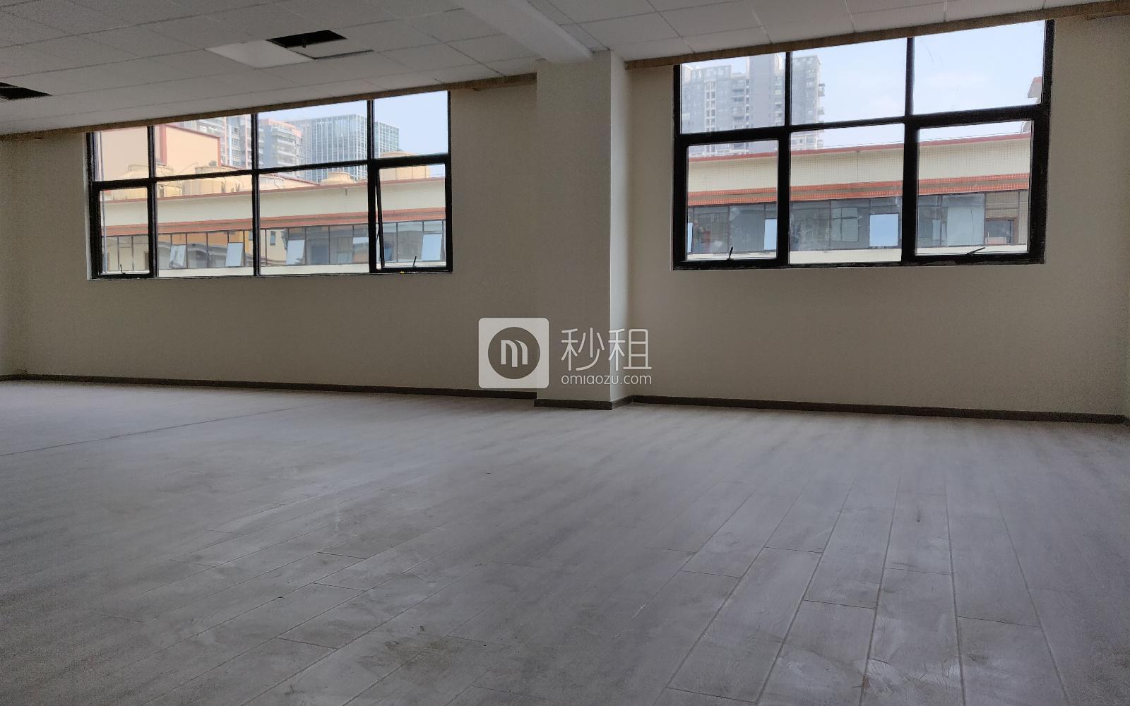 华美居商务中心写字楼出租133平米简装办公室88元/m².天