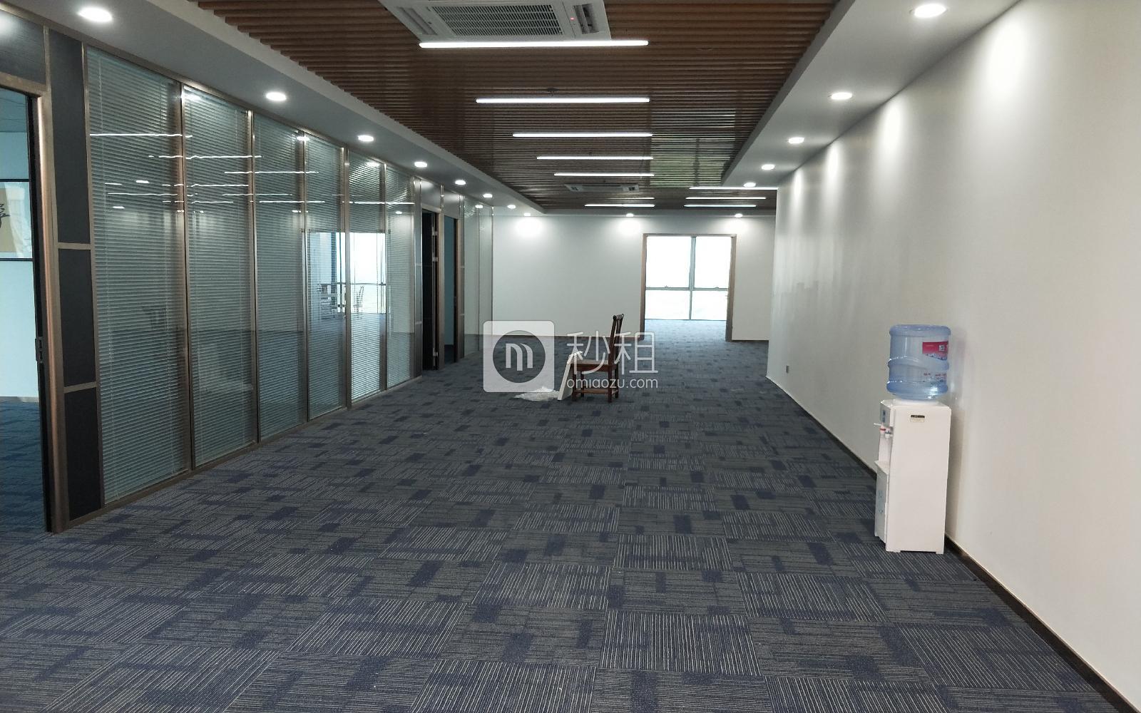 深业U中心写字楼出租936平米豪装办公室75元/m².月