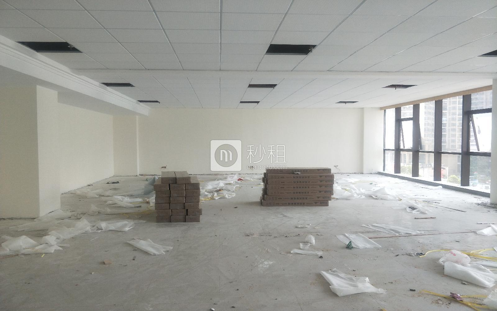 华美居商务中心写字楼出租140平米简装办公室95元/m².月