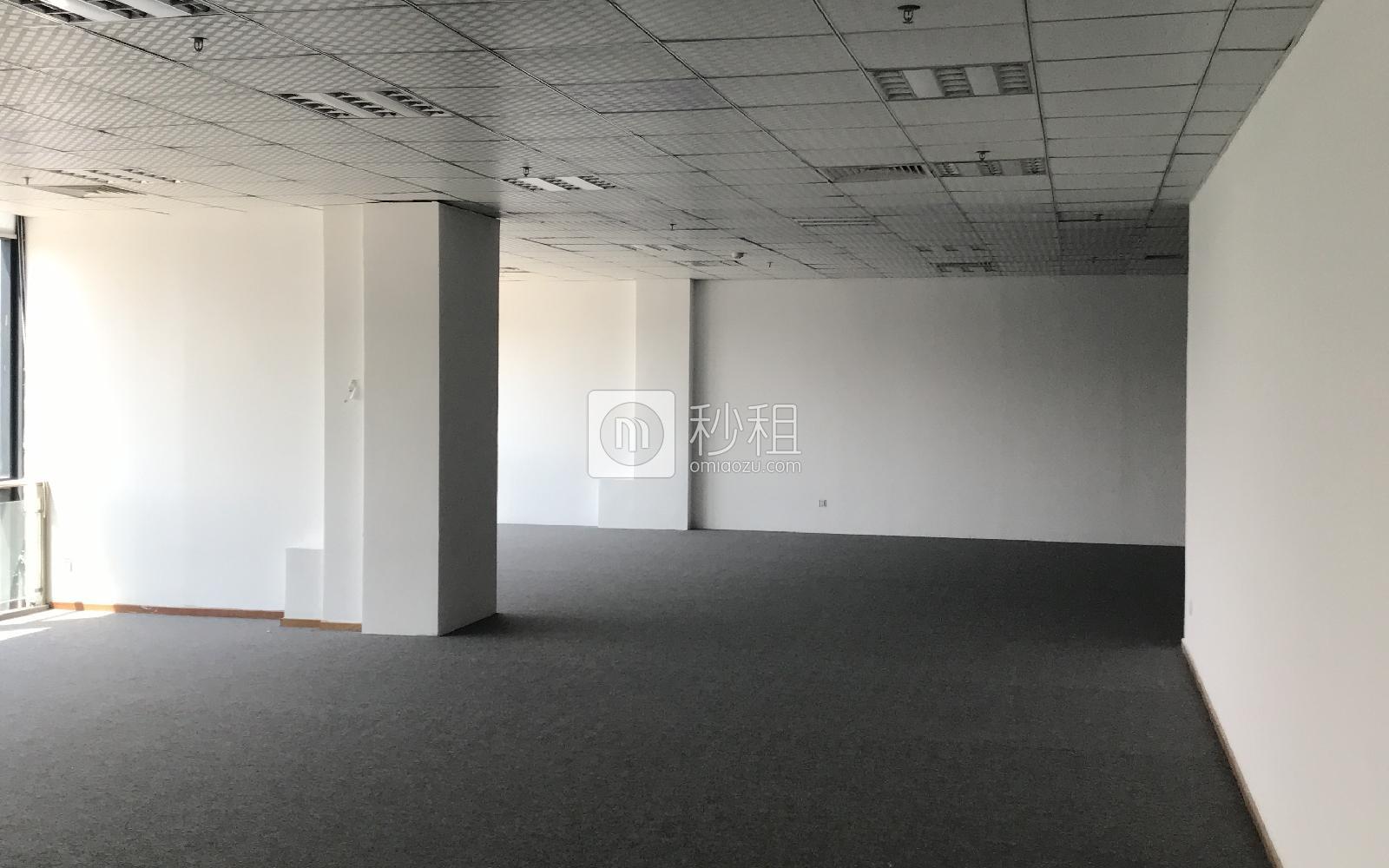 深圳西部硅谷写字楼出租175平米简装办公室42元/m².月