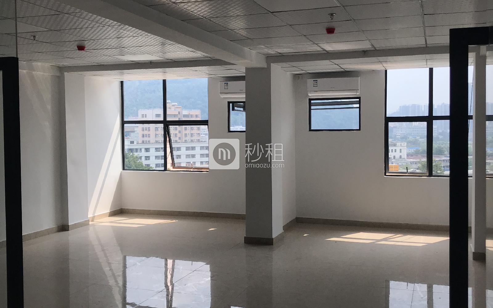 U+研发中心写字楼出租100平米精装办公室40元/m².月