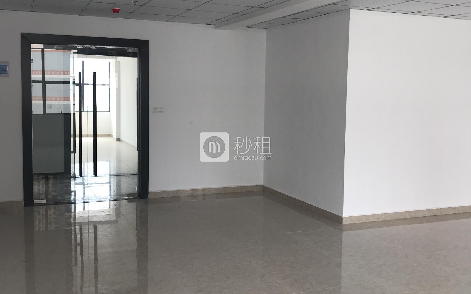 U+研发中心写字楼出租102平米精装办公室46元/m².月