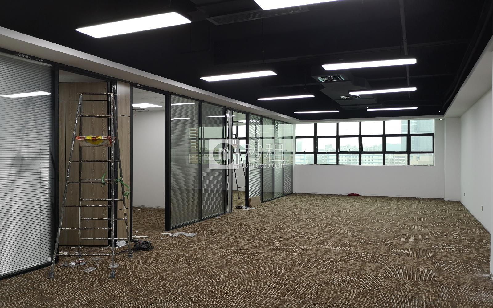 南山云谷创新产业园（一期）写字楼出租308平米精装办公室65元/m².月