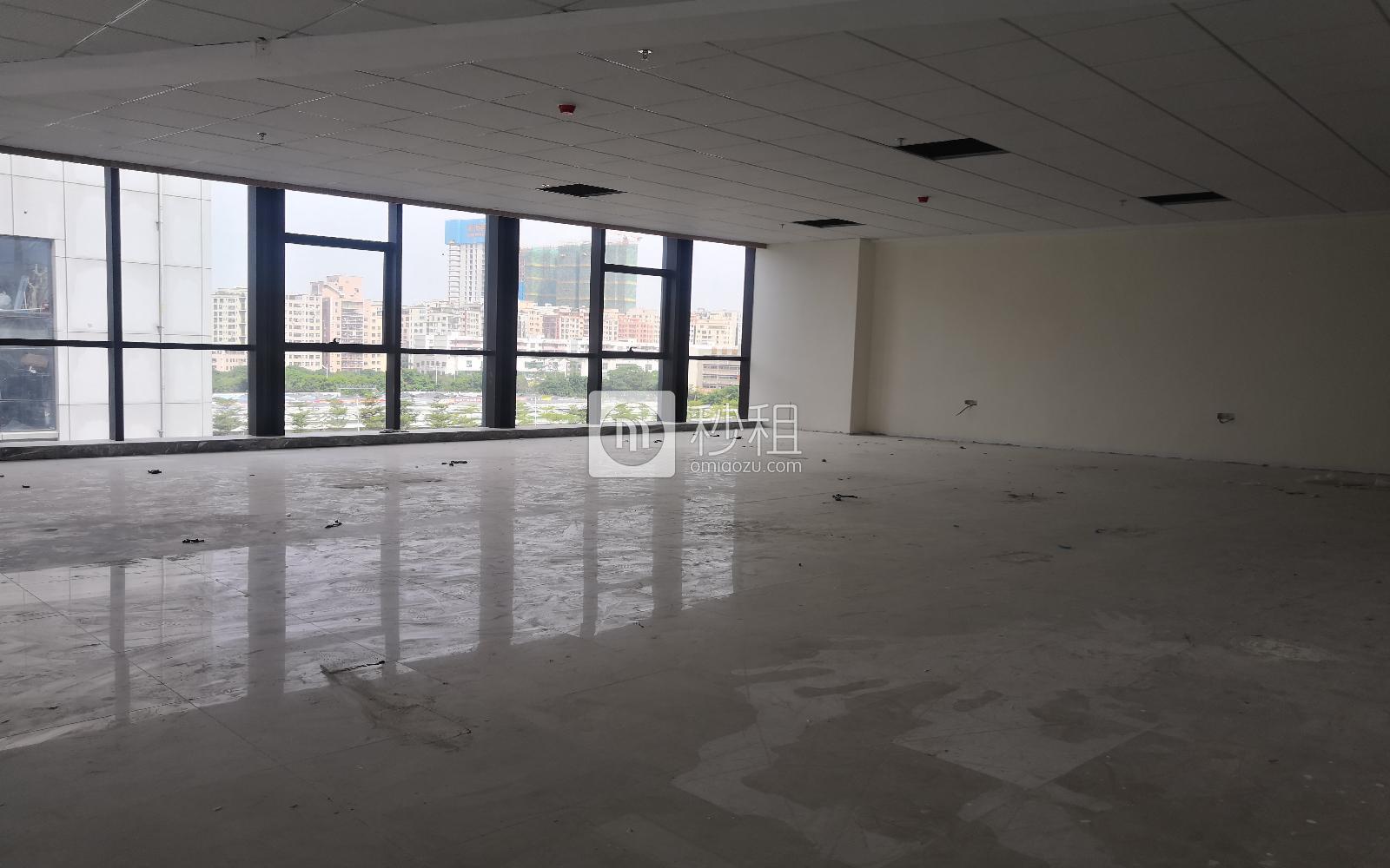 华美居商务中心写字楼出租259平米简装办公室90元/m².月