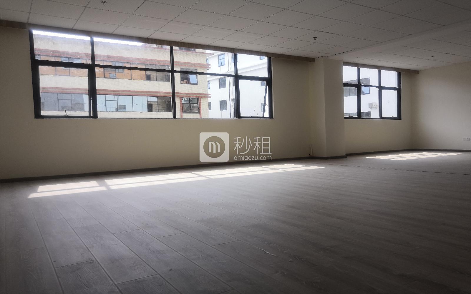 华美居商务中心写字楼出租221平米简装办公室90元/m².月