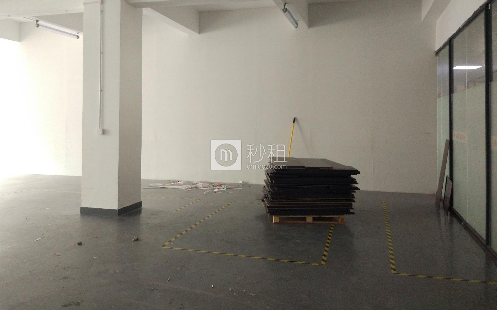 新围旺棠工业区写字楼出租230平米简装办公室47元/m².月