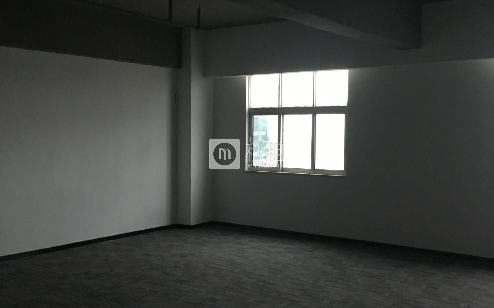 同方创想公社写字楼出租92平米精装办公室6130元/月
