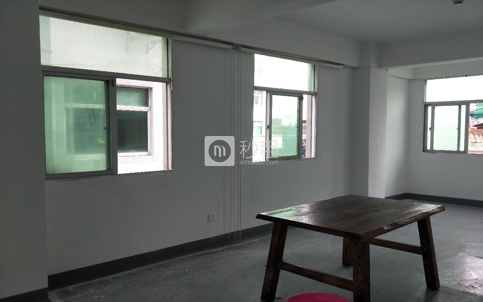 祥云大厦写字楼出租120平米简装办公室68元/m².月