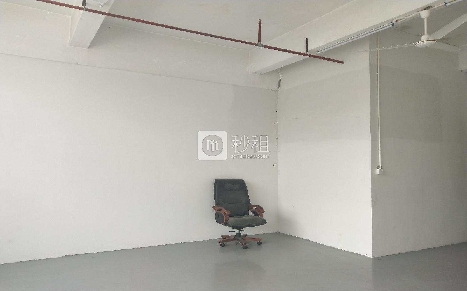 101文化创意园写字楼出租136平米简装办公室40元/m².月