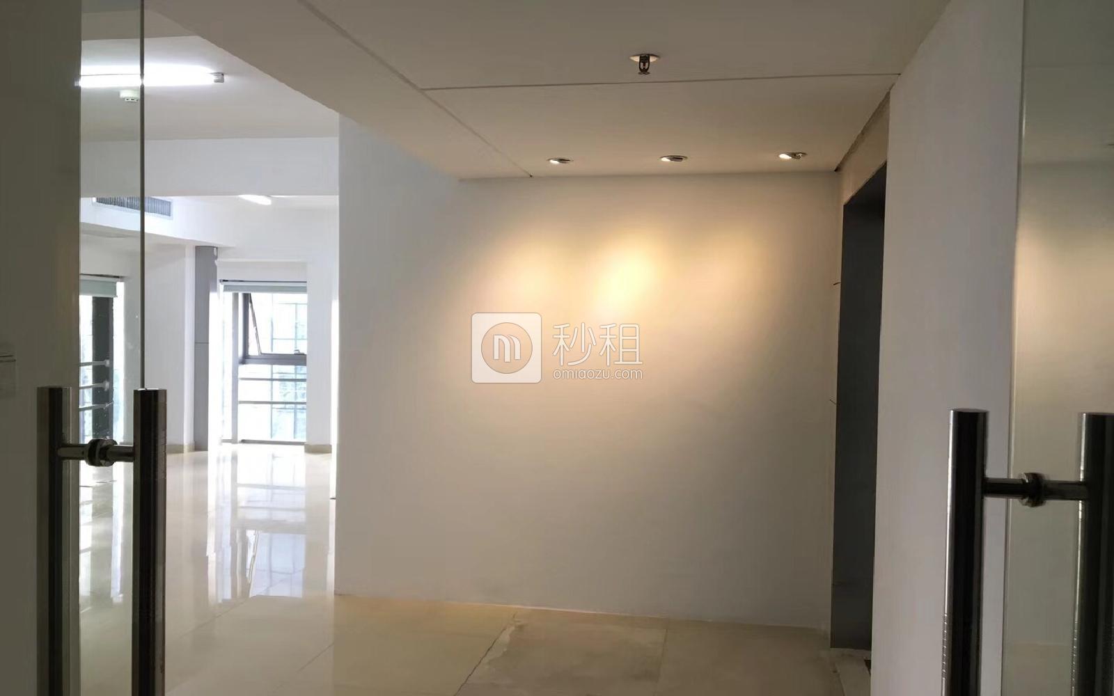 田厦国际中心写字楼出租212平米精装办公室150元/m².月