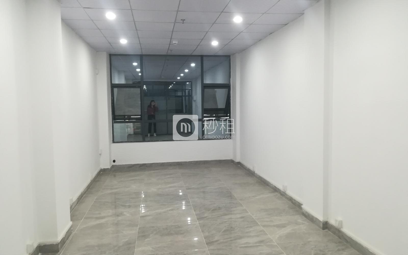 德丰源创新谷写字楼出租58平米简装办公室55元/m².月