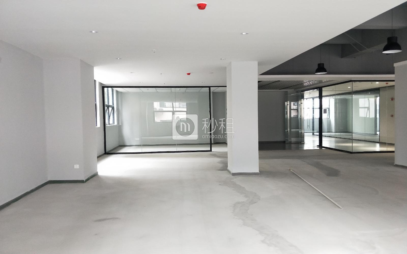 华创天下写字楼出租416平米精装办公室65元/m².月