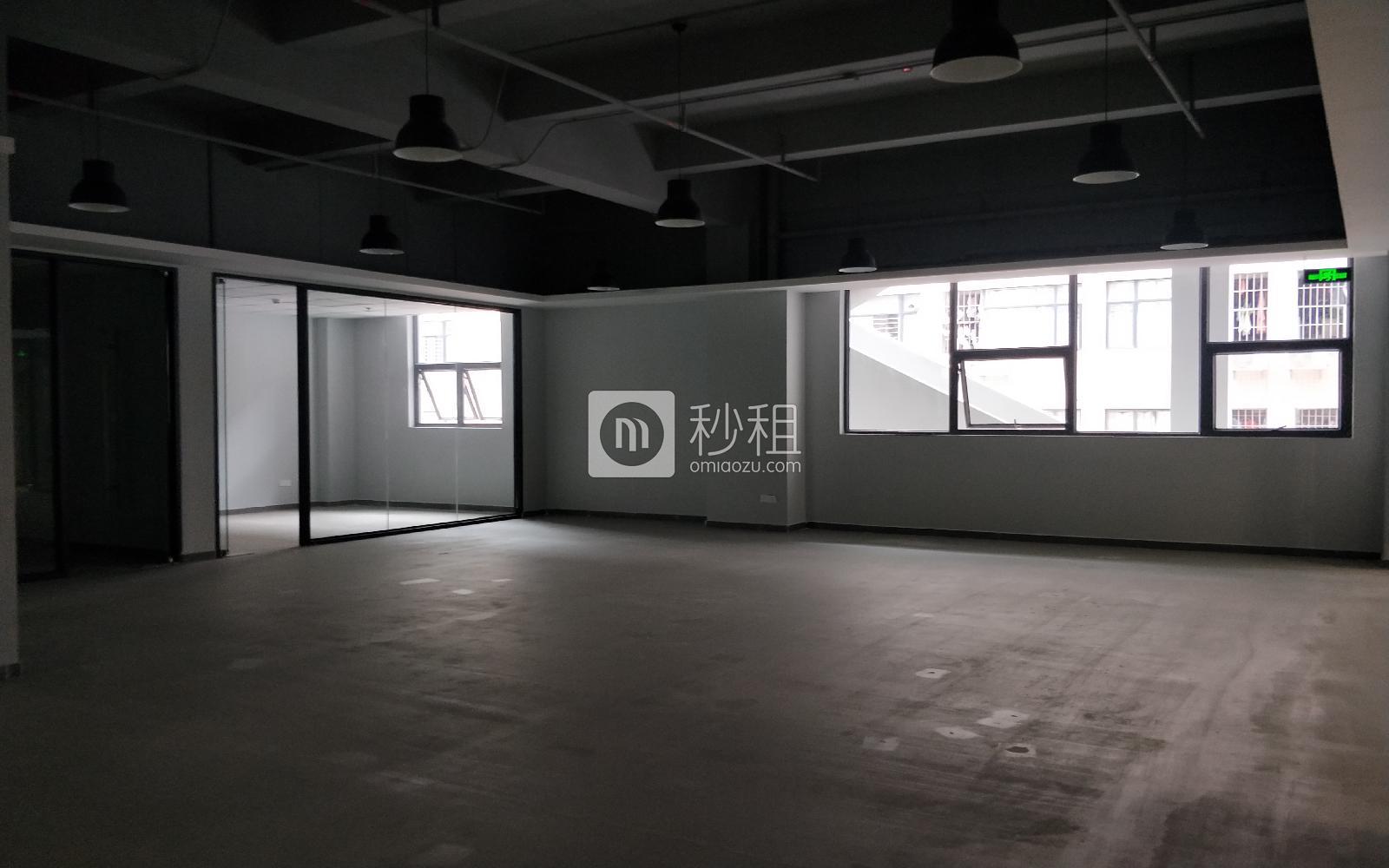 华创天下写字楼出租275平米精装办公室65元/m².月