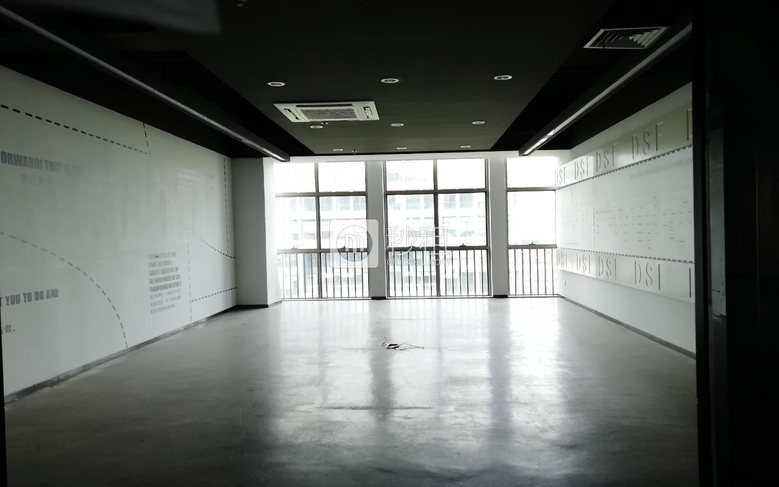万融大厦写字楼出租350平米精装办公室118元/m².月