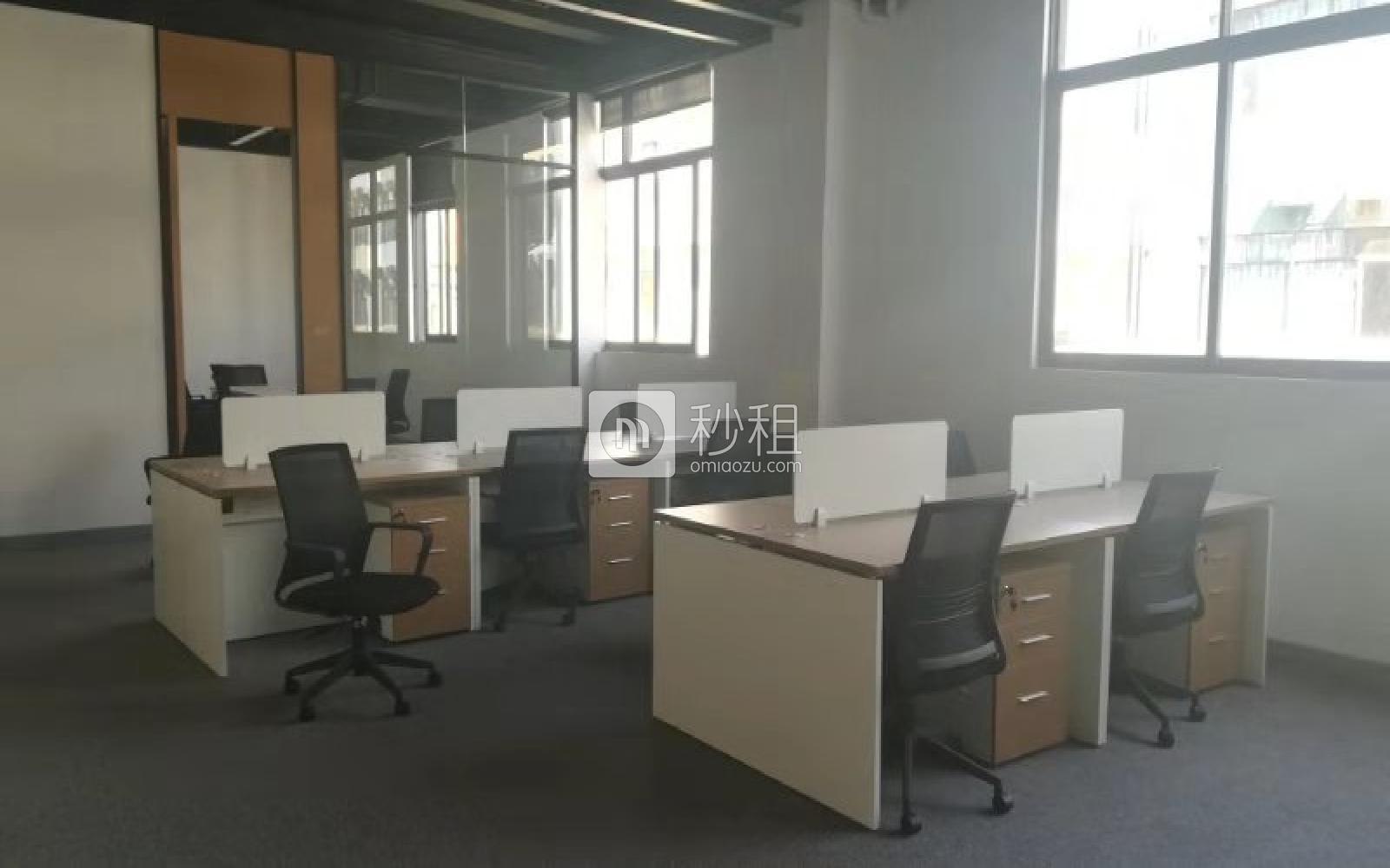 星港同创汇写字楼出租256平米精装办公室72元/m².月