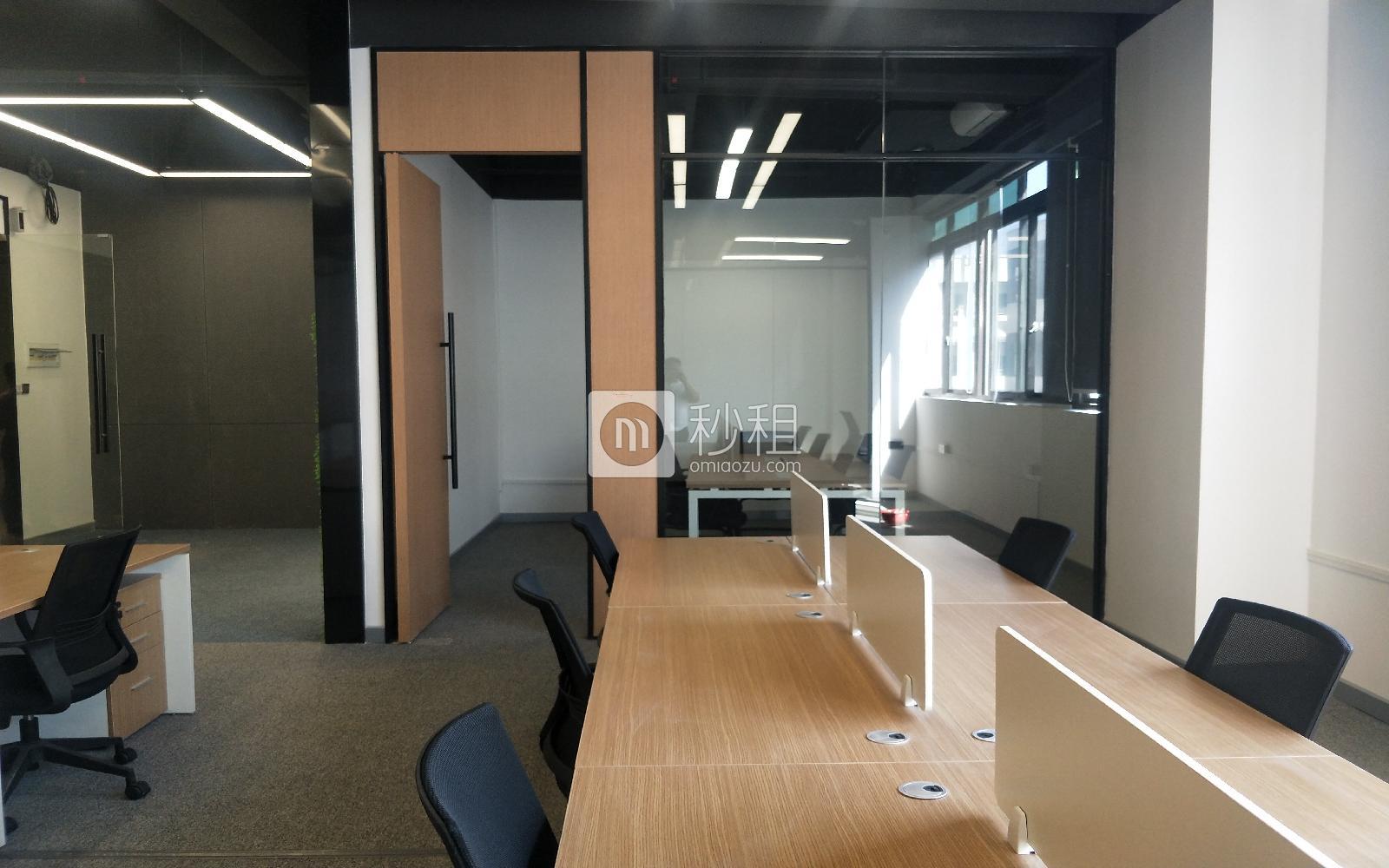 星港同创汇写字楼出租122平米精装办公室72元/m².月