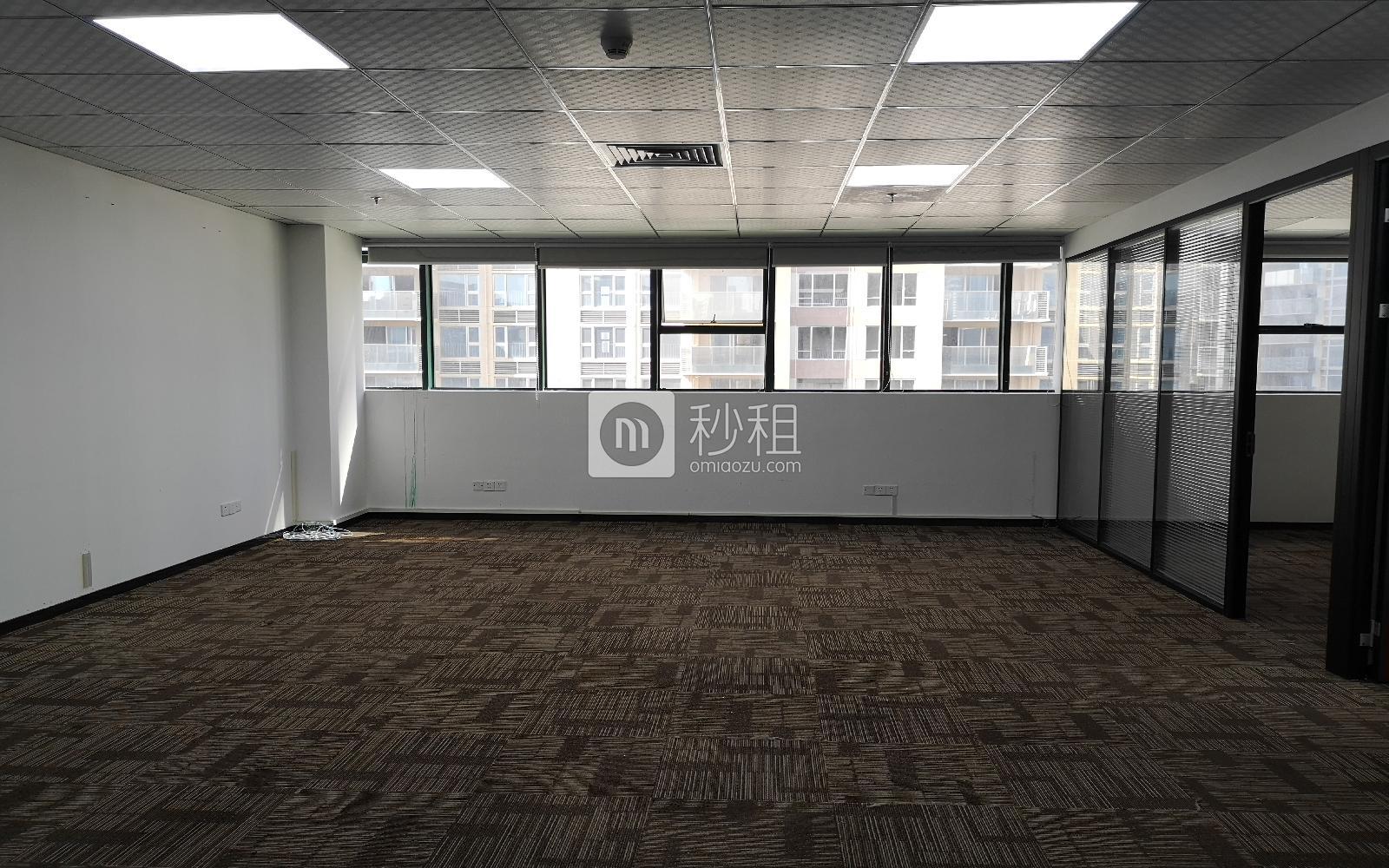 南山软件园写字楼出租186平米精装办公室99元/m².天