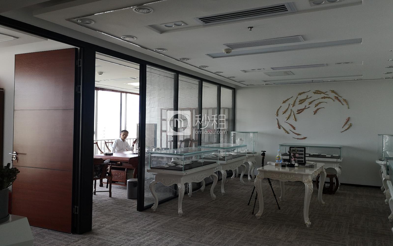 茂业时代广场写字楼出租188平米精装办公室80元/m².月