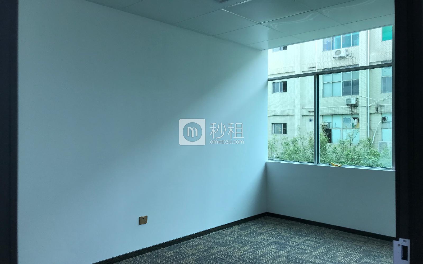 龙易.盛天龙创新谷写字楼出租158平米精装办公室85元/m².月