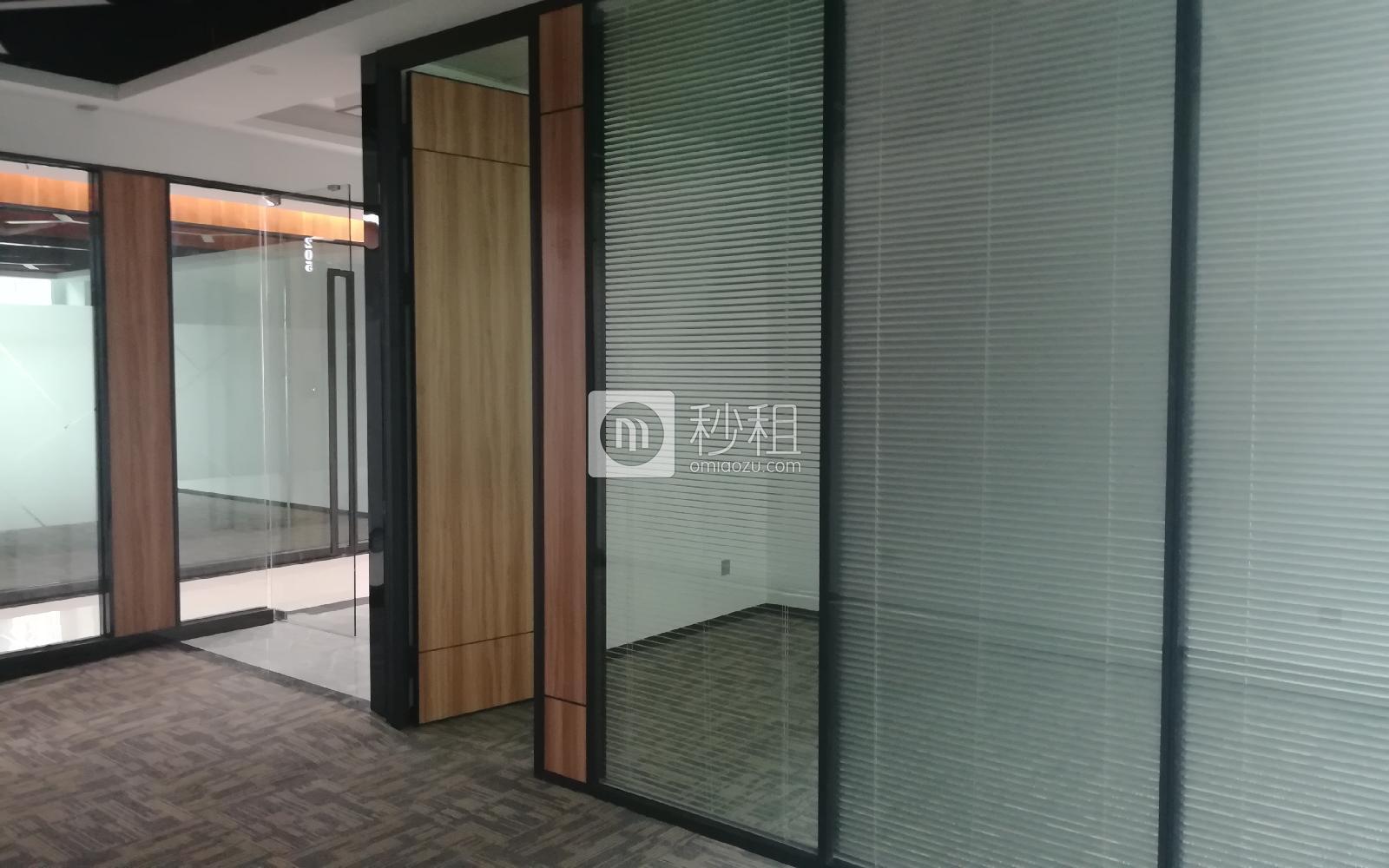 龙易.盛天龙创新谷写字楼出租100平米精装办公室85元/m².月