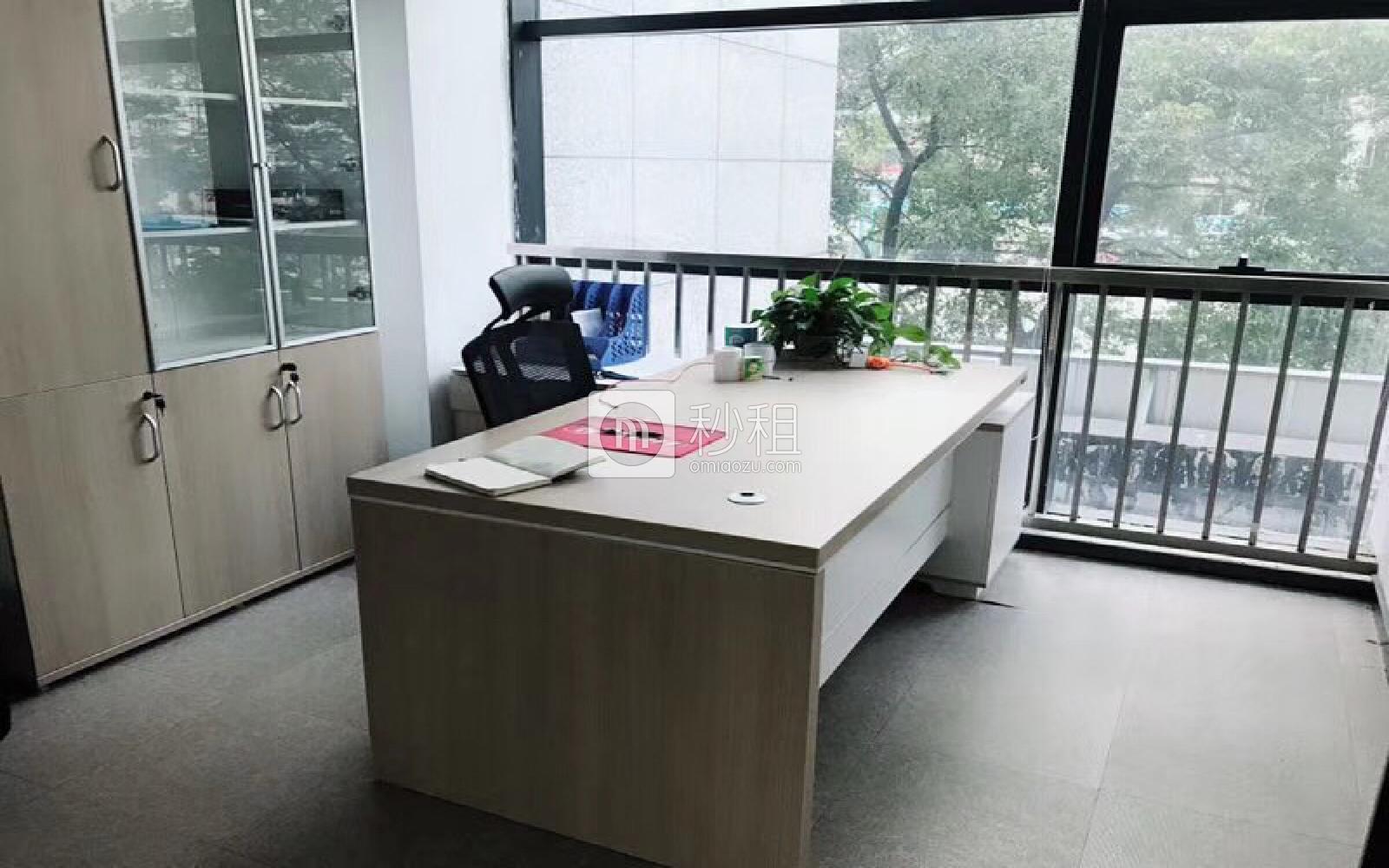 南京大学产学研基地写字楼出租158平米精装办公室118元/m².月