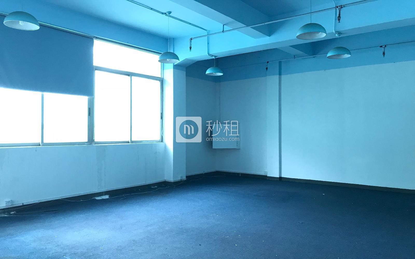 广兴源海缤国际创意园写字楼出租1063平米简装办公室83元/m².月