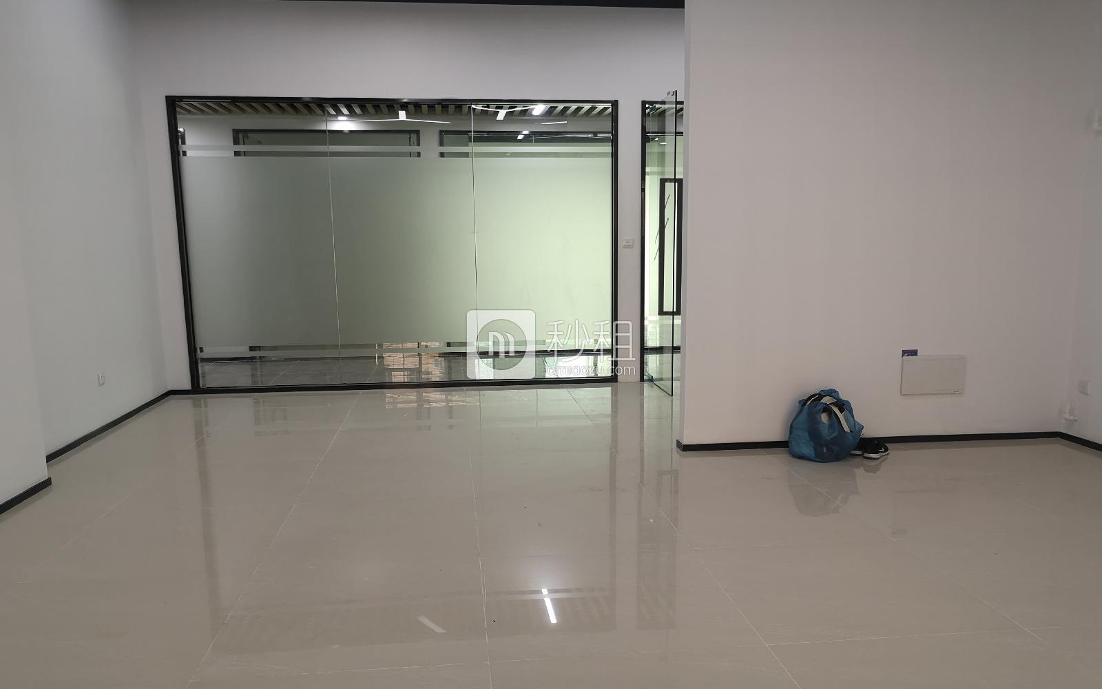明亮科技园写字楼出租132平米精装办公室90元/m².月