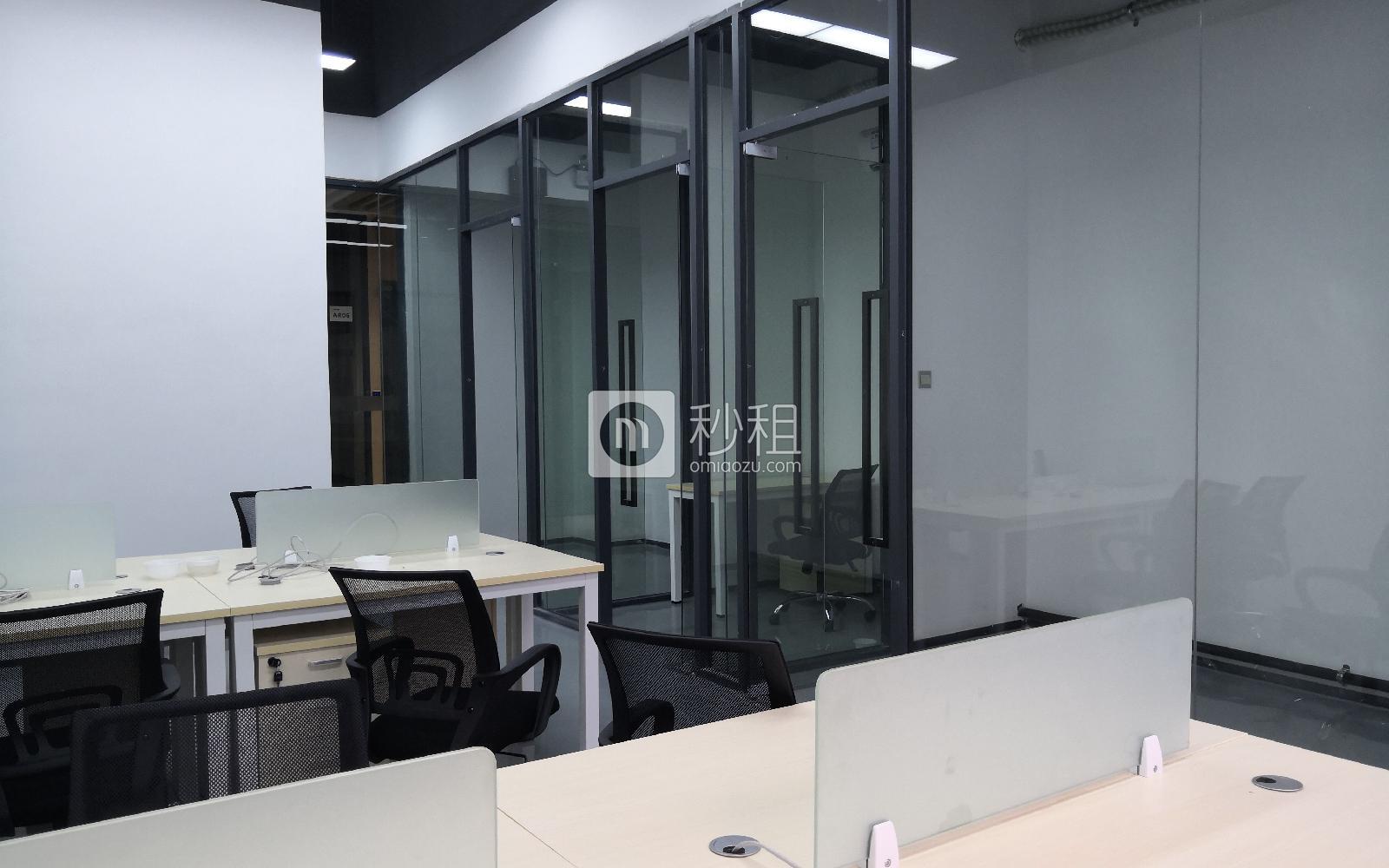  U优·优客工场写字楼出租102平米精装办公室68元/m².月