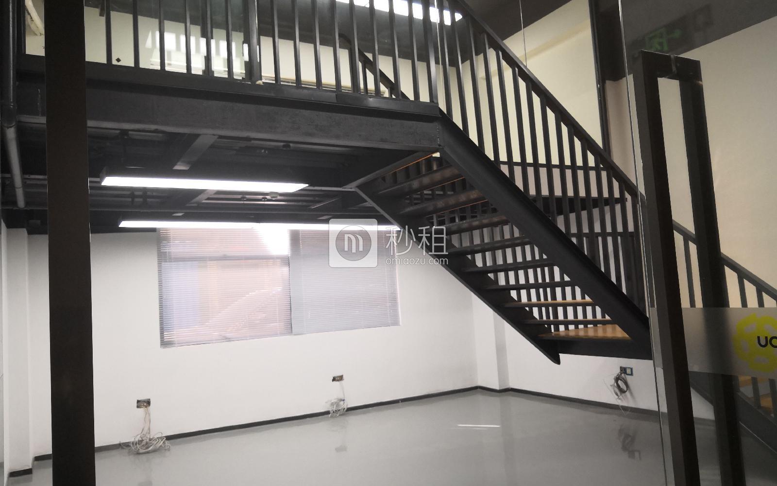  U优·优客工场写字楼出租110平米精装办公室68元/m².月